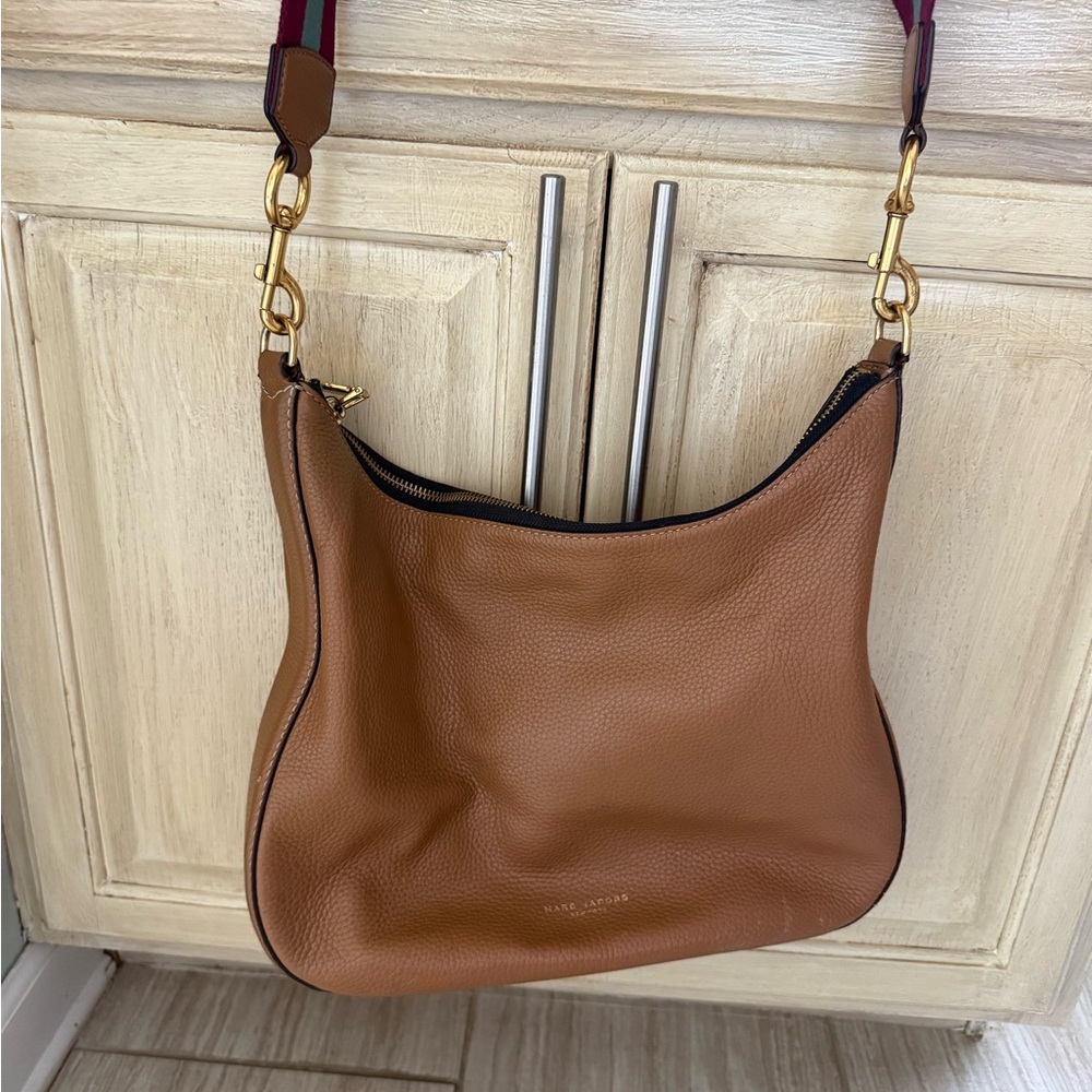 Marc Jacobs Tan Leather Shoulder Bag with Stripe Strap